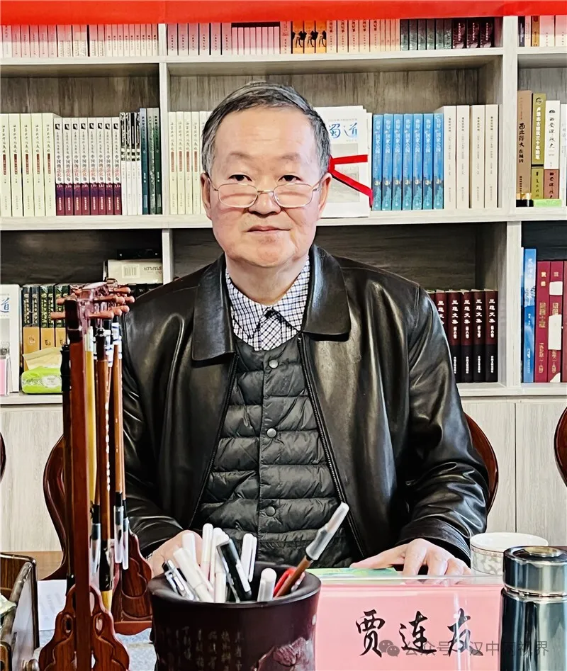 张纪平摄影新著发布座谈会召开