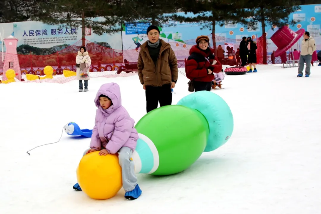 滑雪、戏雪、赏民俗！留坝景区“上才艺”