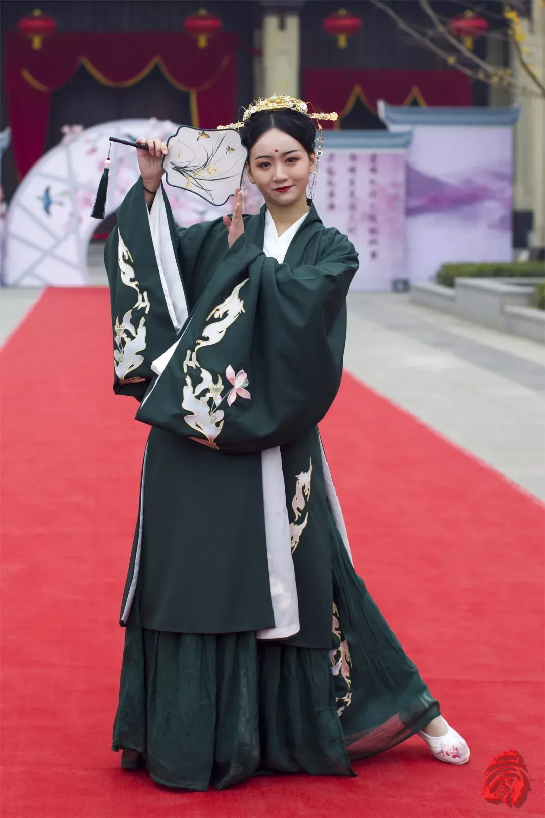 2025“盛世迎华诞·万人游汉中”汉服嘉年华10月1日启幕，沉浸式体验汉韵风华！