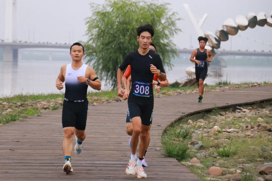 冠军揭晓！2025生态汉中铁人三项赛圆满落幕