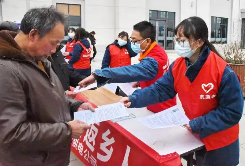 新春走基层 | 服务群众知民情，春节保供暖人心