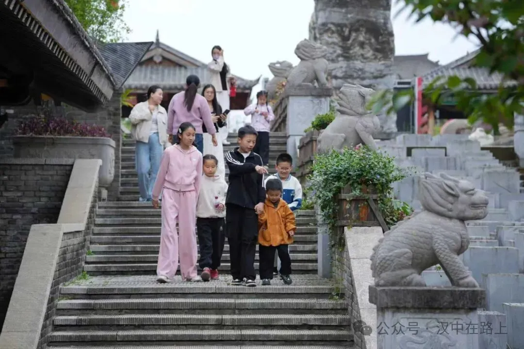 研学体验、非遗互动......汉中首个春假亮点纷呈！