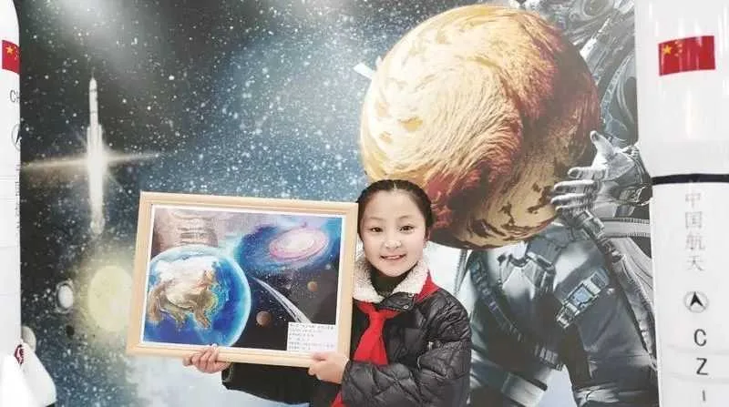 厉害！汉中这名小学生的画作，上太空了！