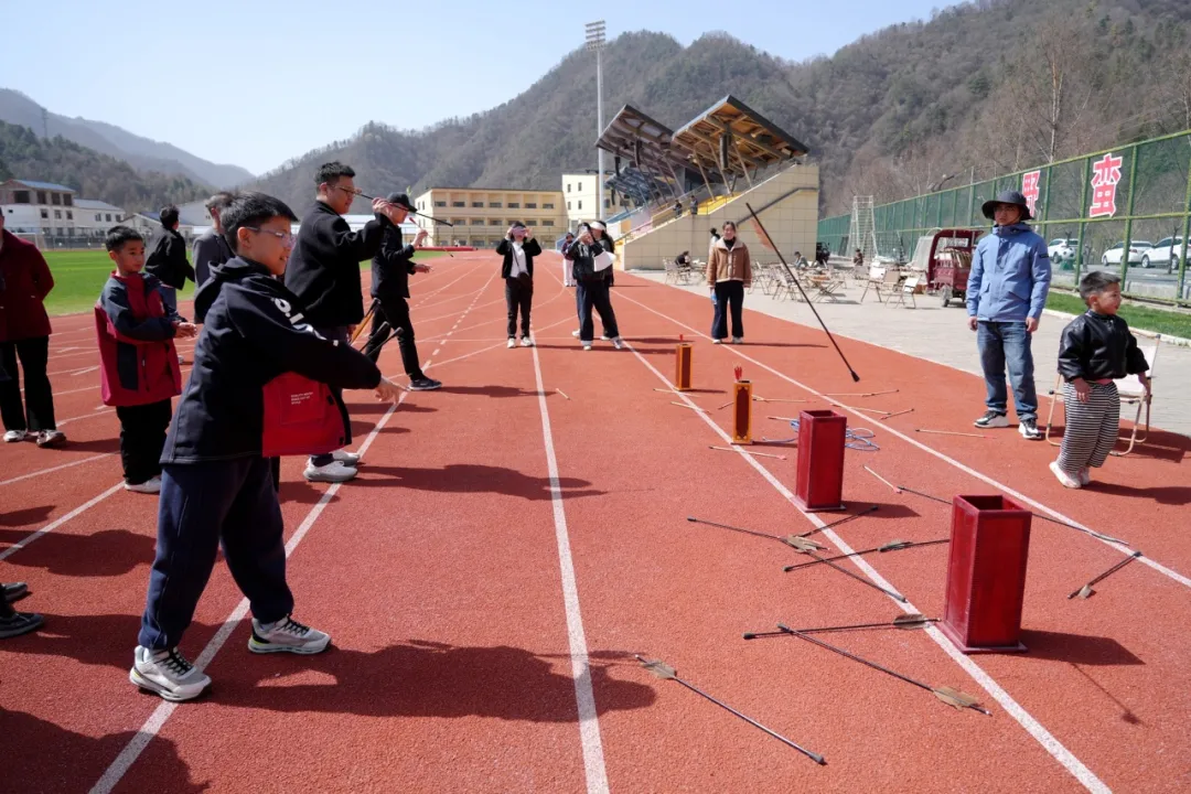 清明留坝行,人气比春花还旺