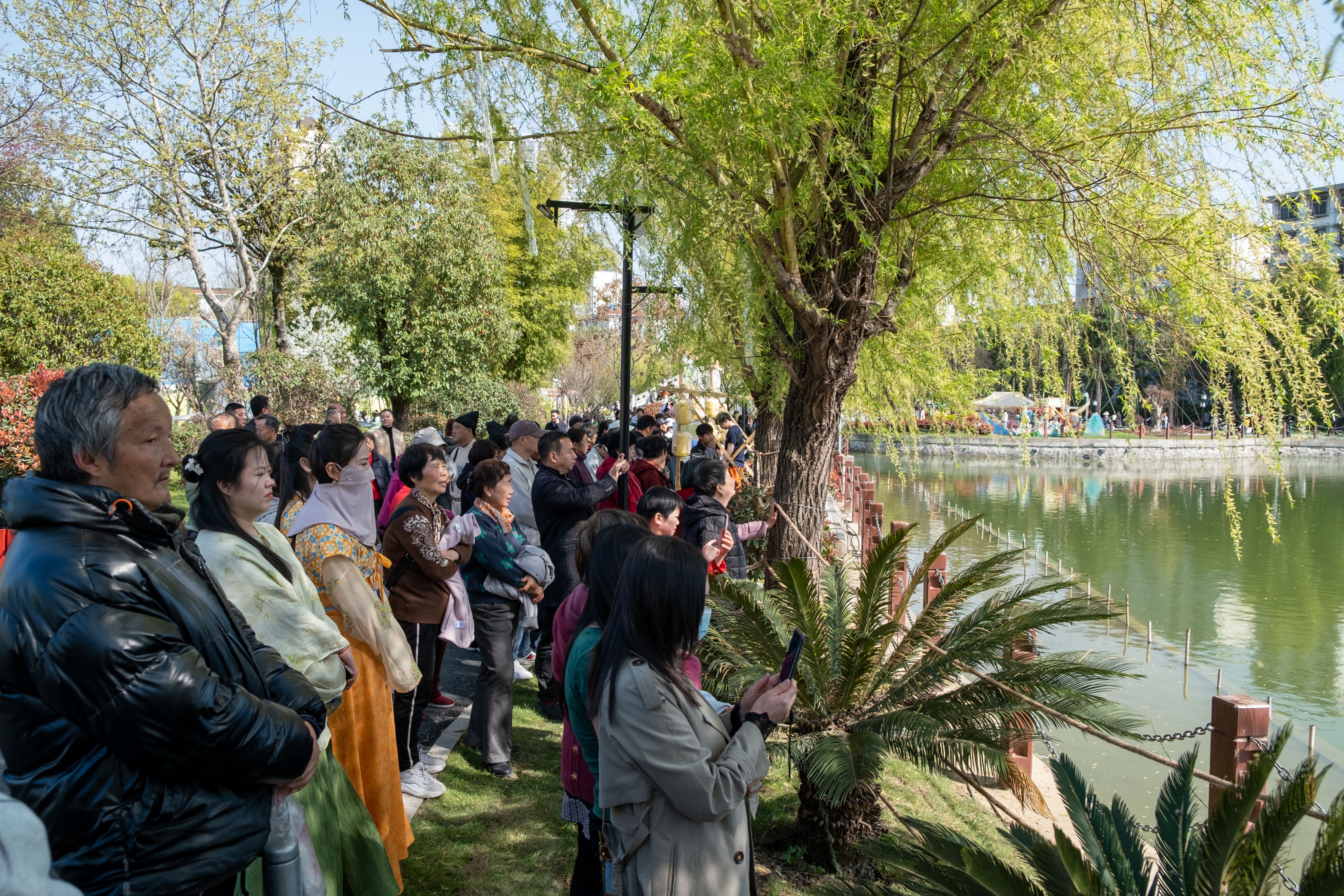 梦回瑞府赴春约 情归天汉赏风华——汉中莲花池游园会盛大启幕