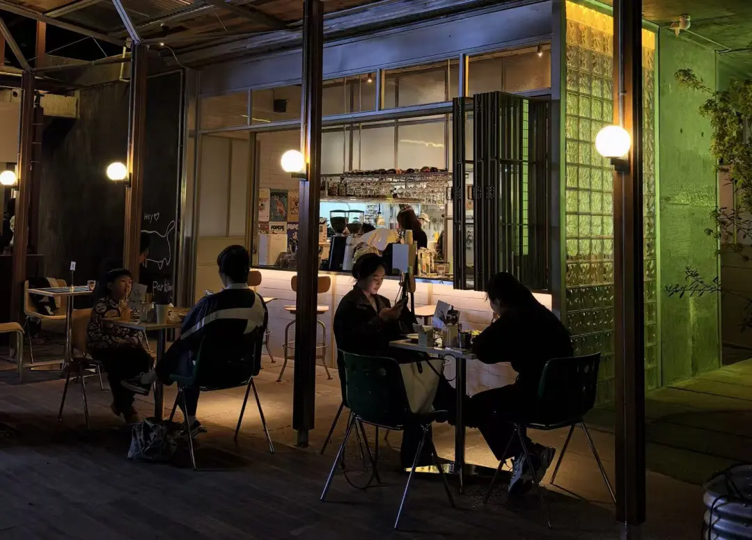 打完球撸串、逛完街喝茶……汉中人的夜！