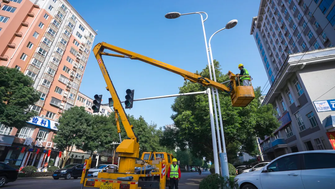 新增936盏路灯!汉中道路更亮了