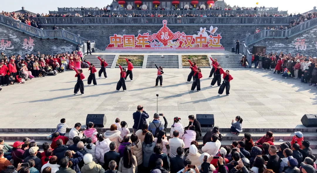 大年初一赏好戏 汉台专场闹新春