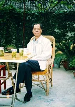 王蓬长篇新作《修建自己的房子》出版