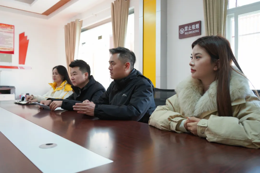汉中市新媒体协会与留坝县紫柏山景区签约授牌