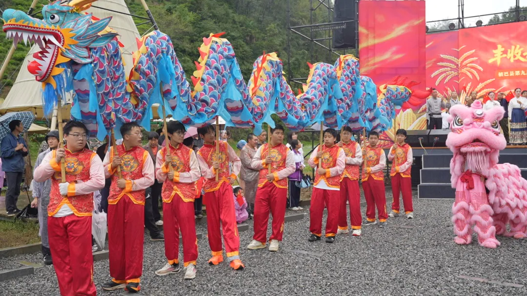 线上观看42万人次，兴隆茶山民歌会出圈