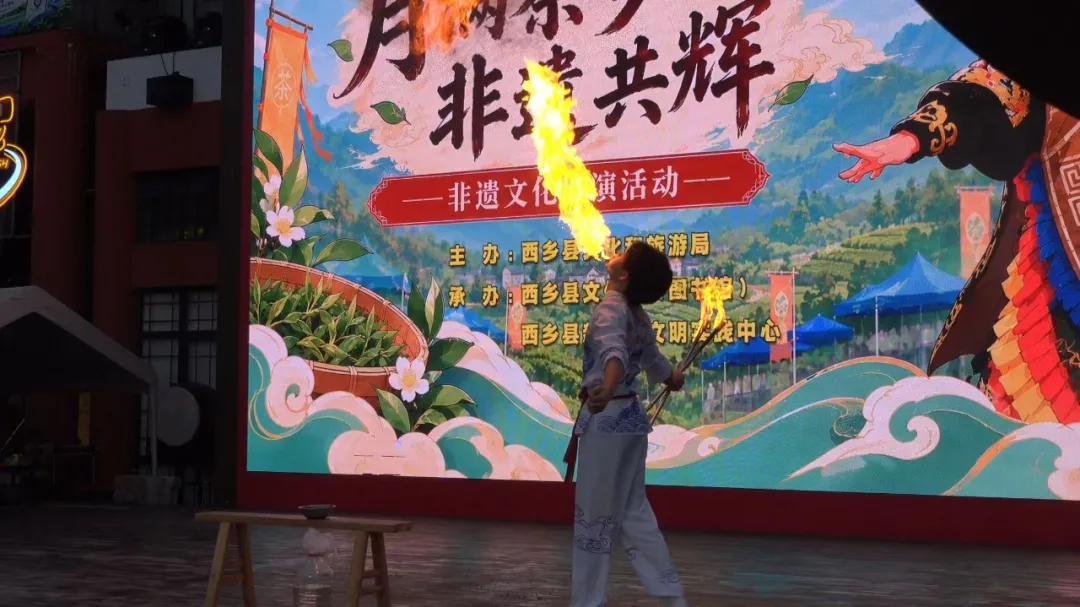 “月满茶乡·非遗共辉”非遗文化展演活动在廊桥精彩上演