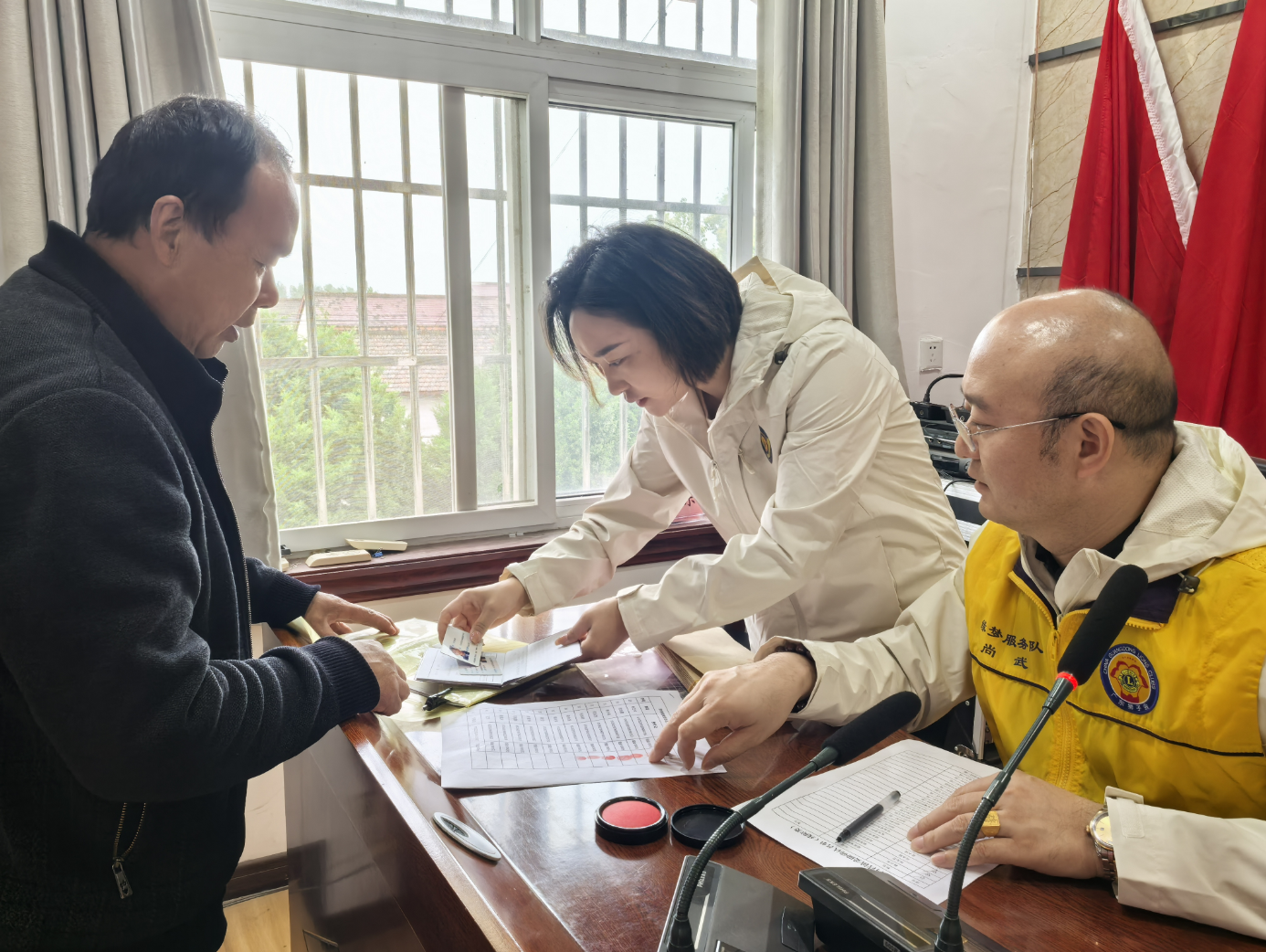 爱心跨越山海 善举照亮家乡——广东狮子会缘梦服务队赴城固开展公益帮扶行动