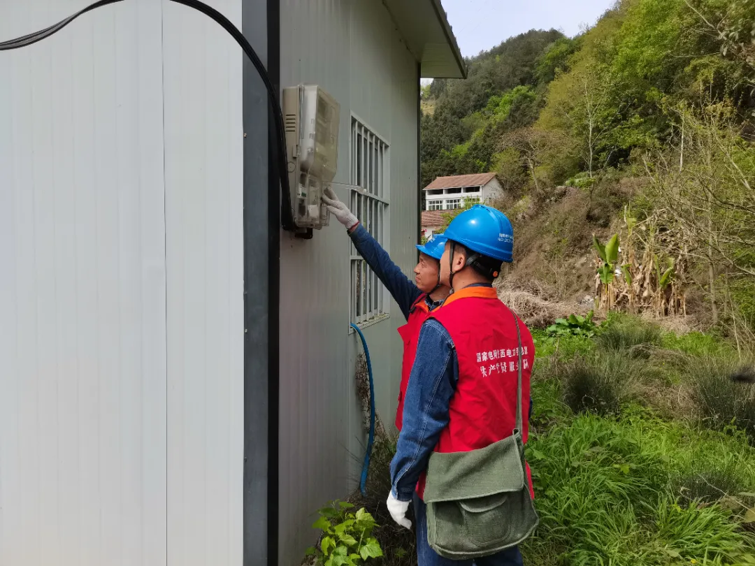 供电服务“接地气” 春耕春灌“有底气”