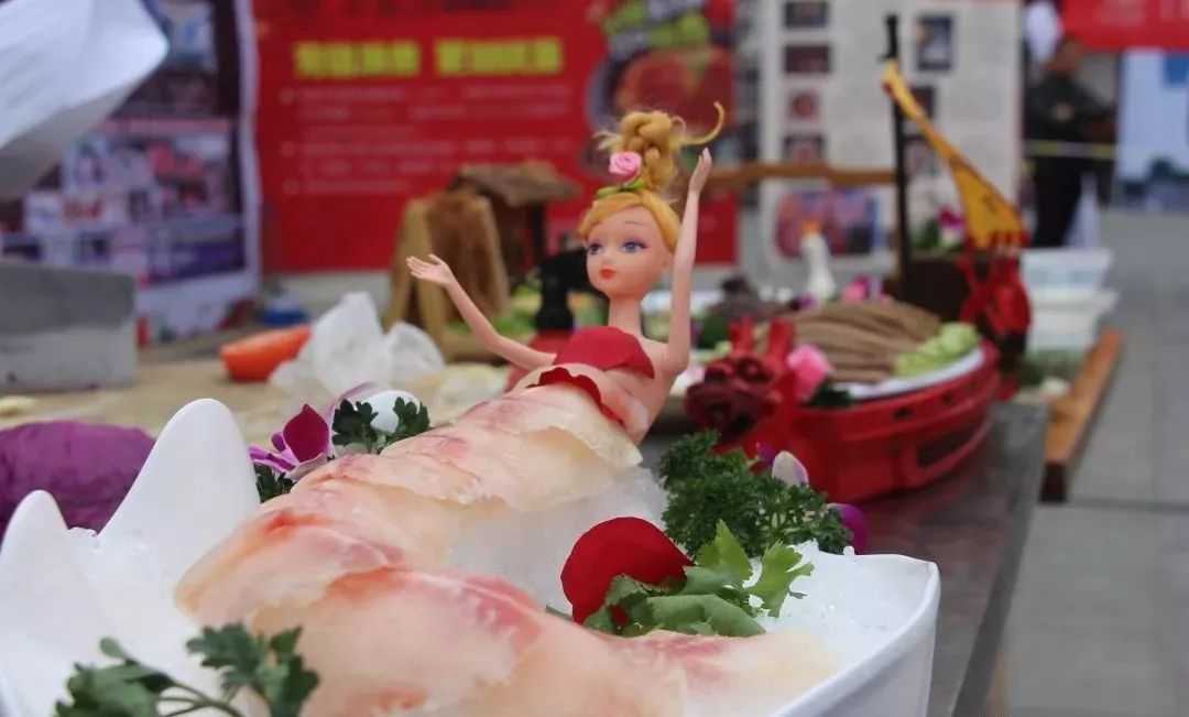 汉中市首届火锅文化厨师交流大赛圆满落幕！