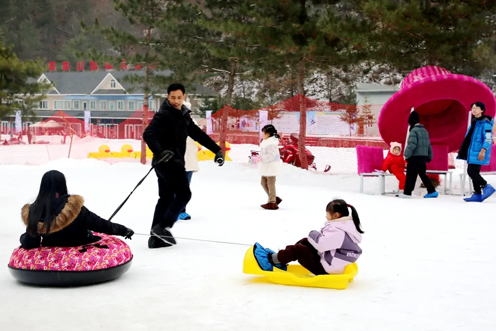 滑雪、戏雪、赏民俗！留坝景区“上才艺”