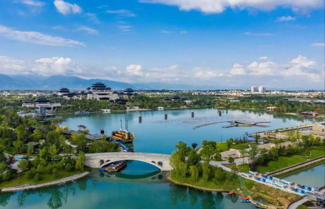 五一打卡汉中兴汉胜境，穿越千年时光，沉浸式感受大汉文化。