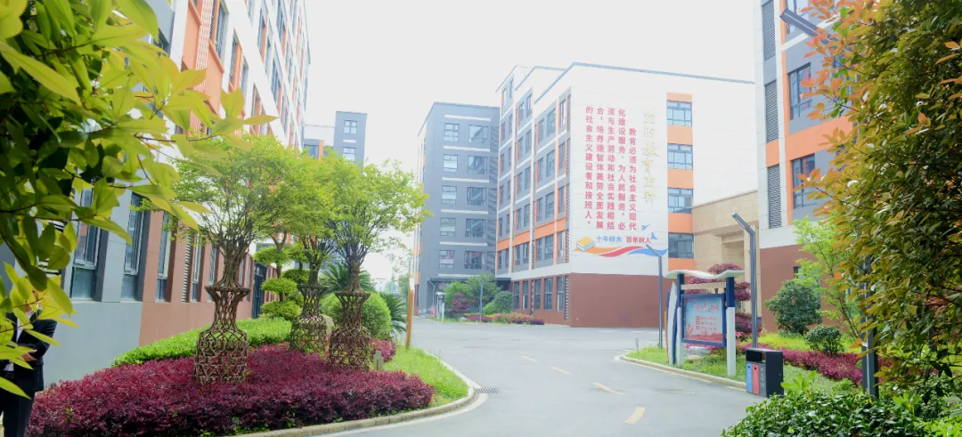 AI赋能教育 筑梦汉台新篇——汉中天立启鸣达人高级中学盛大开校在即