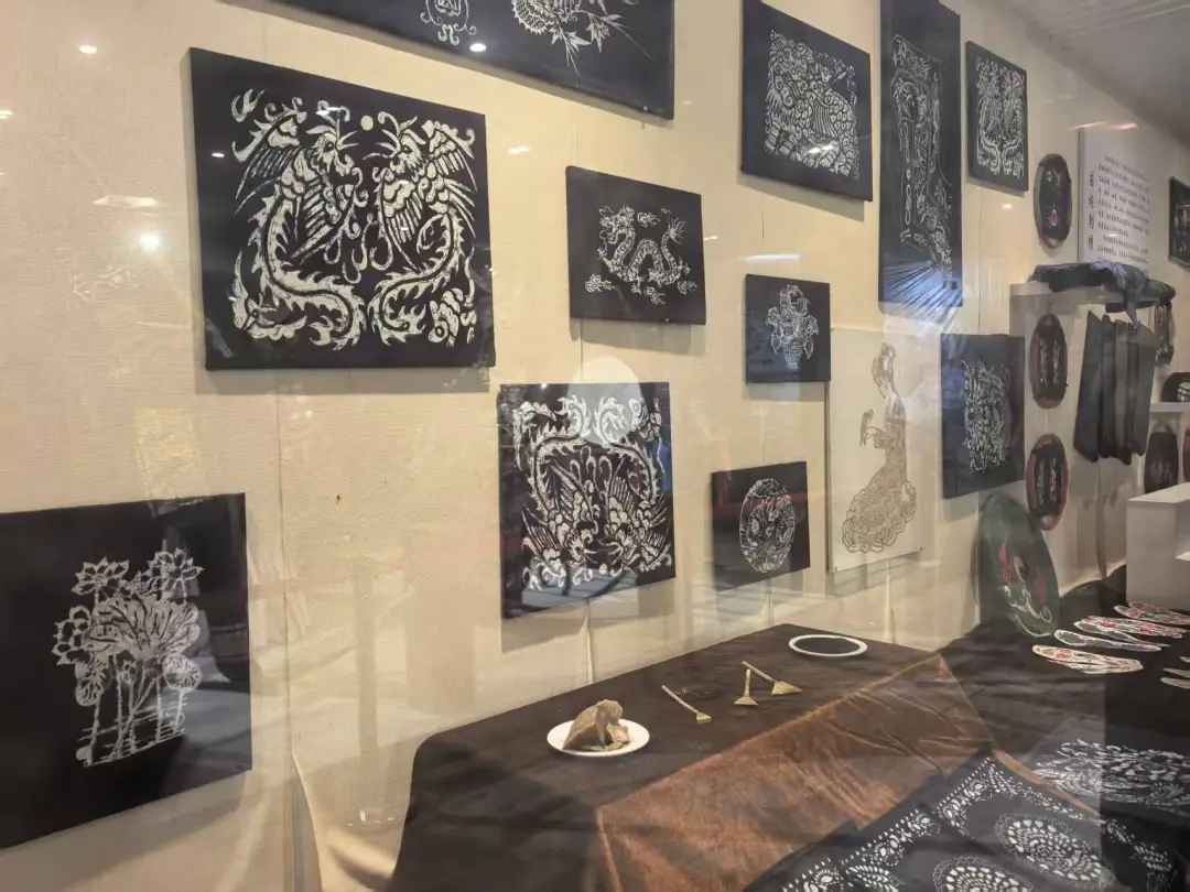 打卡最北苗乡！镇巴青水镇这个陈列馆藏着苗族的全部浪漫。