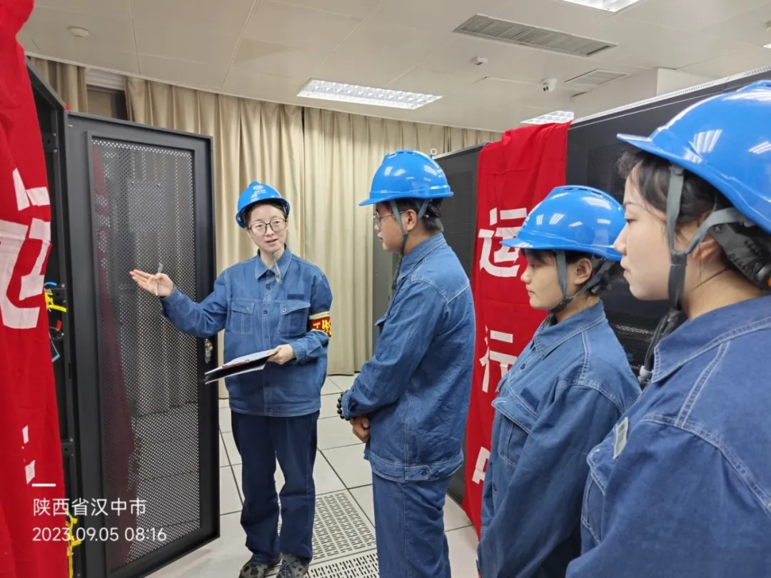 最美奋斗者 | 胡可:12年坚守从“工”到“匠”把平凡事做到极致