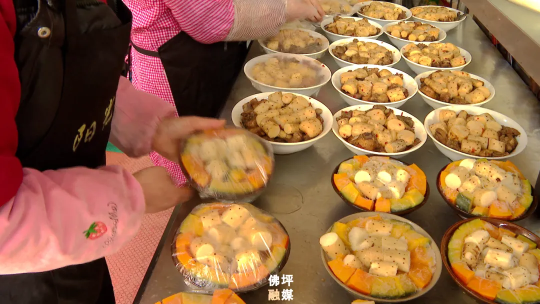 【寻“味”佛坪年】“蒸”出浓浓年味 佛坪蒸碗走俏市场