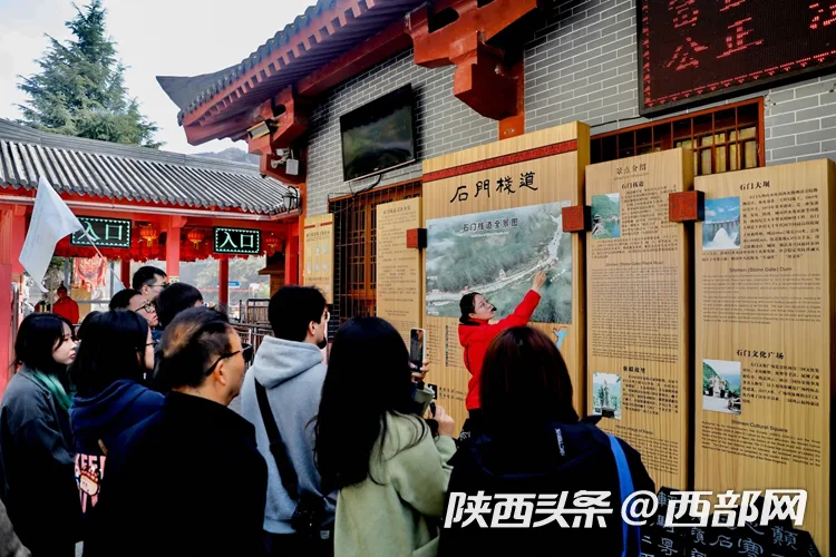 在汉中石门栈道 探寻“西北水利明珠”的奥秘