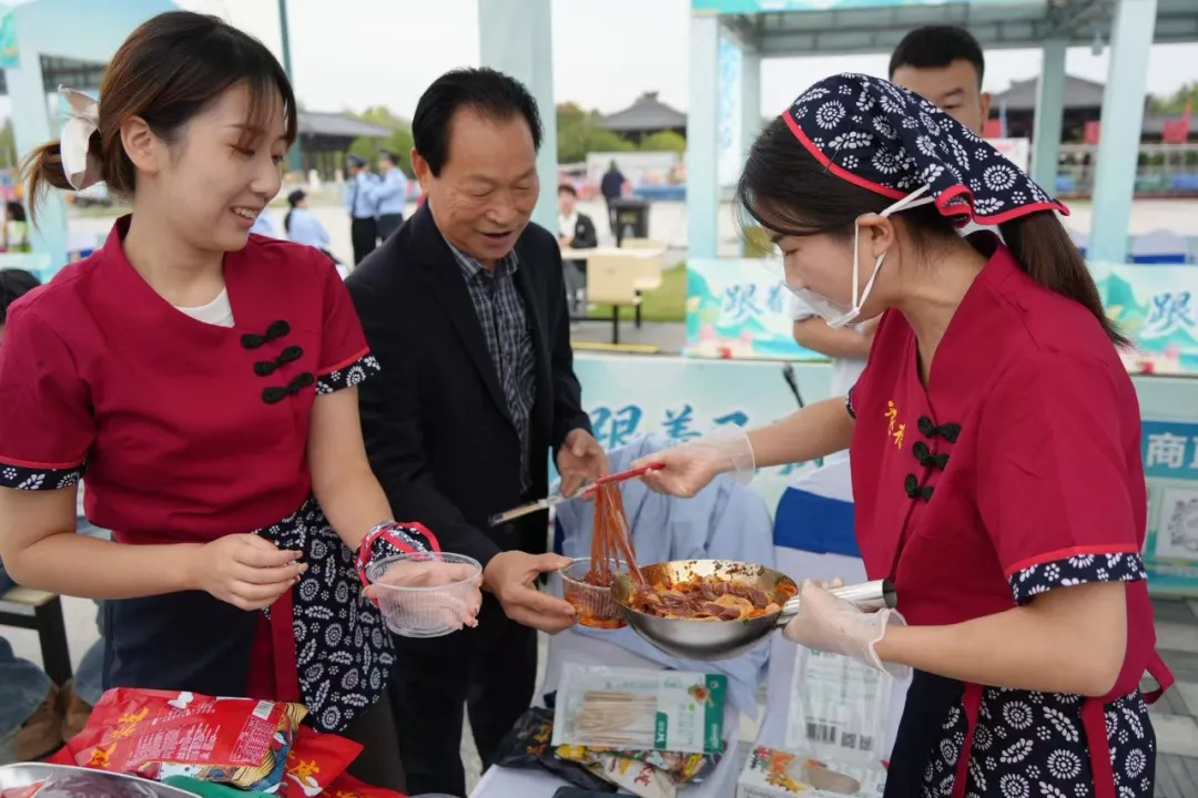 “歌起秦巴 乐动汉中”——2026陕南民歌节在我市启幕