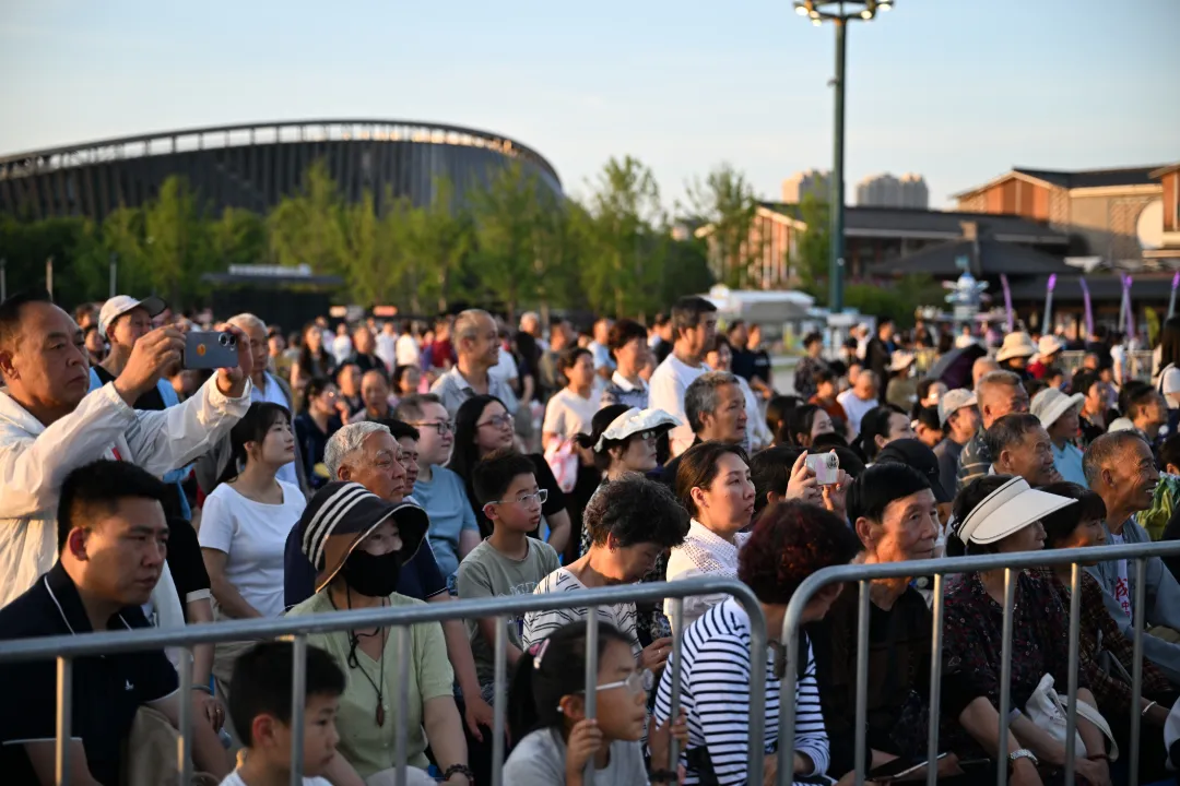 千人放歌天汉 声韵礼赞新时代——2026年汉中市群众合唱展演圆满落幕