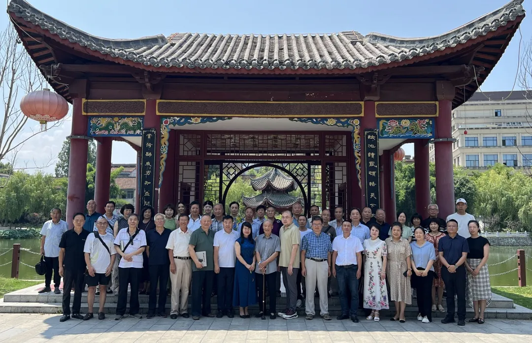 一部增强文化自信的好书——读来文基先生《汉中先秦文化》