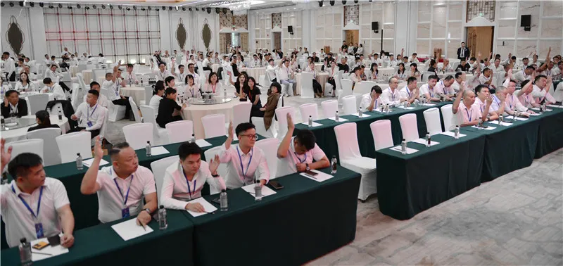 汉中市福建商会第六届理(监)事会就职典礼暨商会成立二十年庆典活动圆满举行