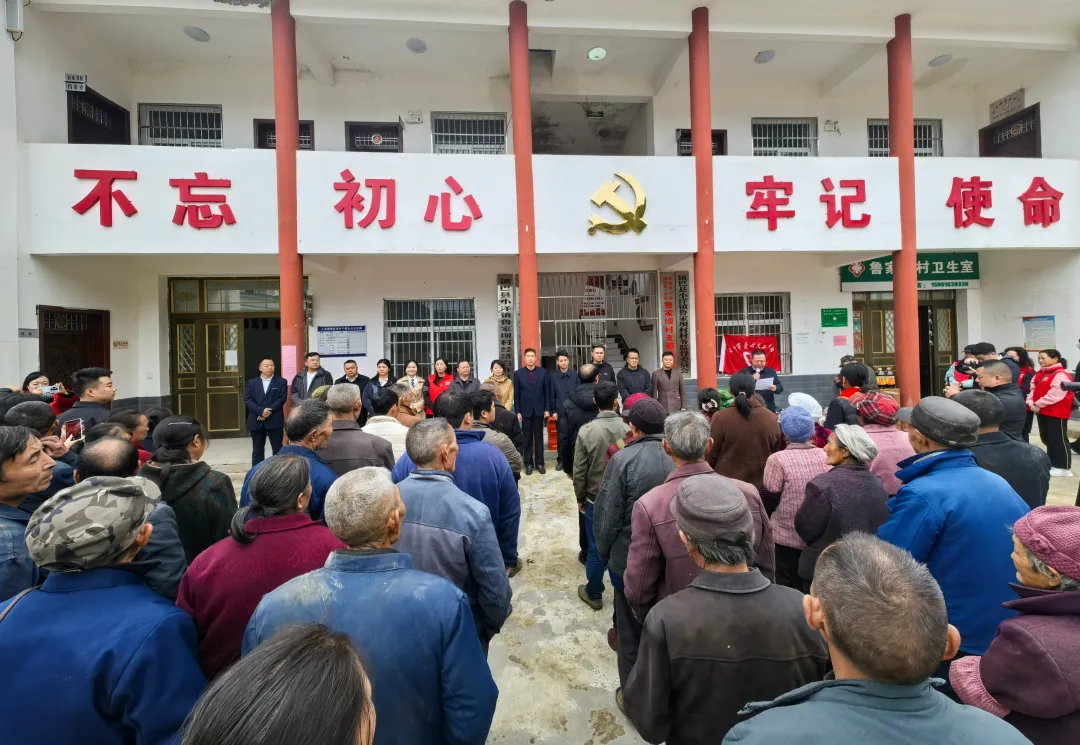 “‘汉’卫温暖·网络公益我行动”活动成功举办